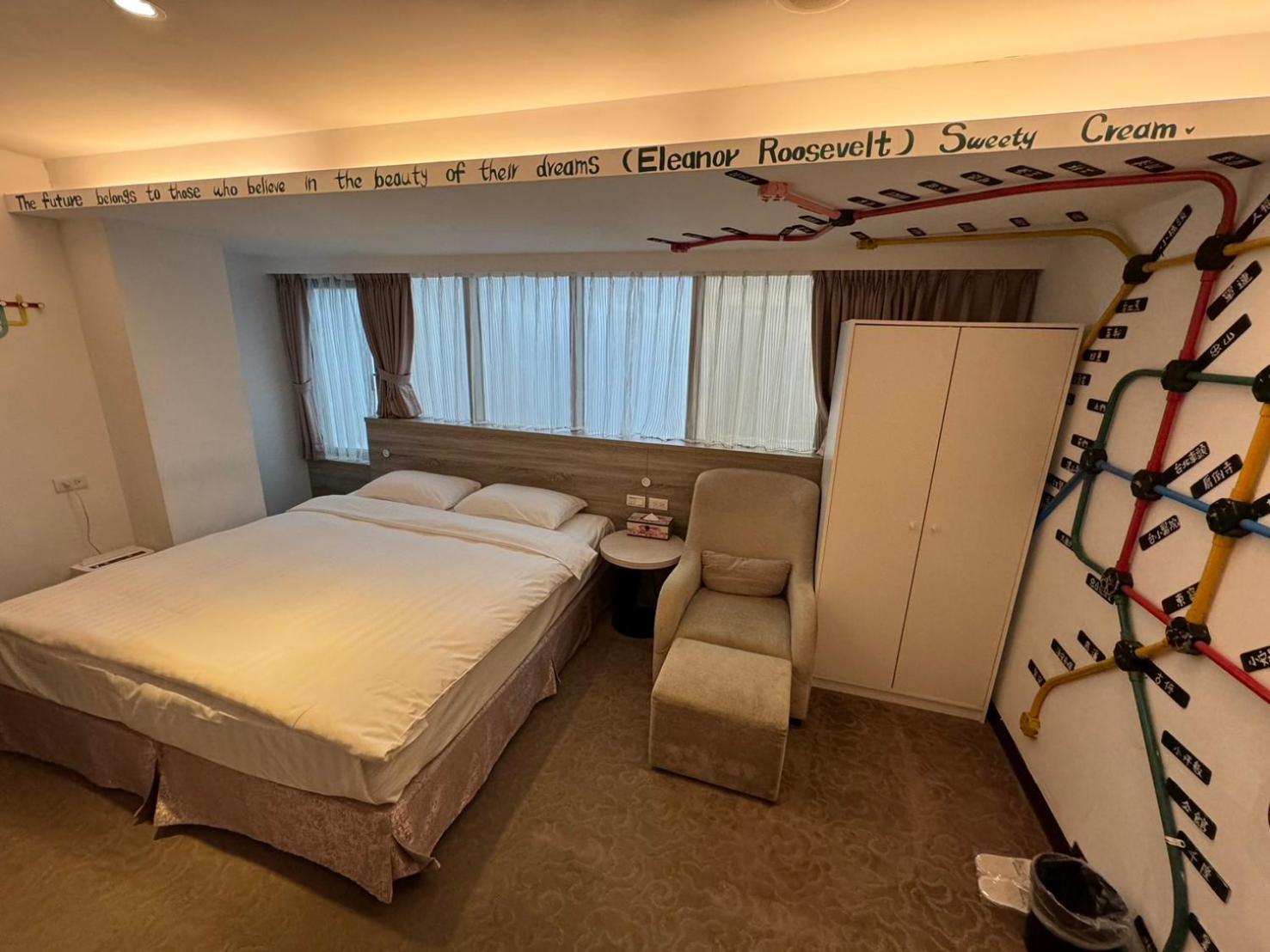 Rf Hotel  Linsen Taipei Eksteriør billede